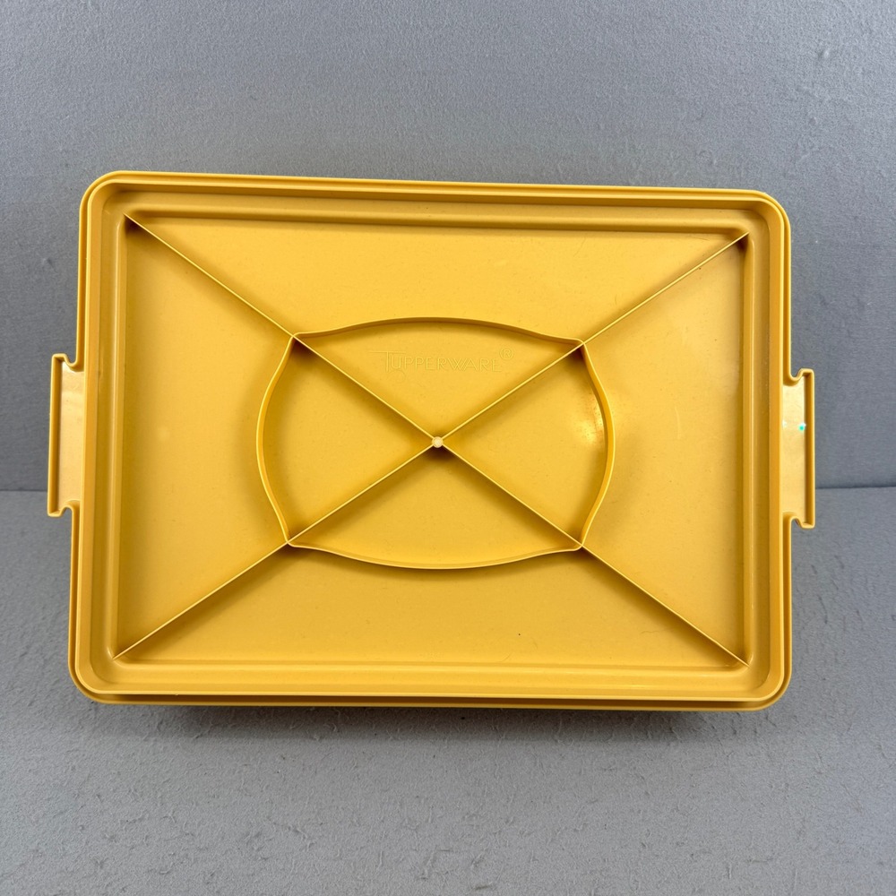 Vtg Tupperware Harvest Gold‎ Rectangular Container Sunburst Lid 1970s Retro MCM